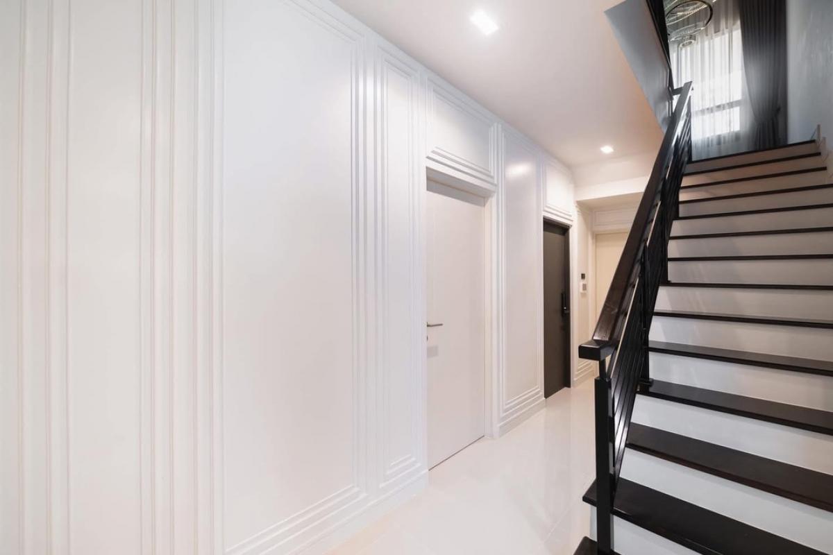 For SaleHousePhutthamonthon, Salaya : House for sale, Setthasiri Thawi Watthana project, size 341 Sq.m, 5 bed, 5 bath, special price only 23,900,000 MB, contact 086-795-9997 (Jimmy)