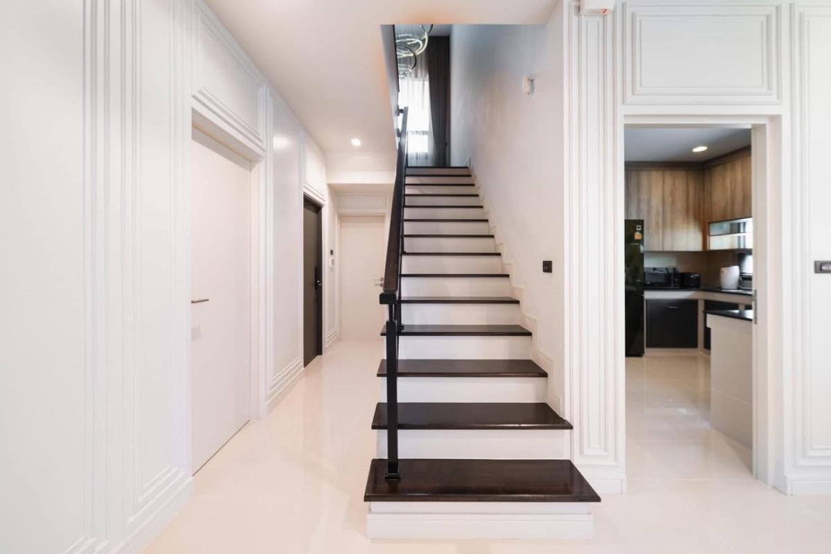 For SaleHousePhutthamonthon, Salaya : House for sale, Setthasiri Thawi Watthana project, size 341 Sq.m, 5 bed, 5 bath, special price only 23,900,000 MB, contact 086-795-9997 (Jimmy)