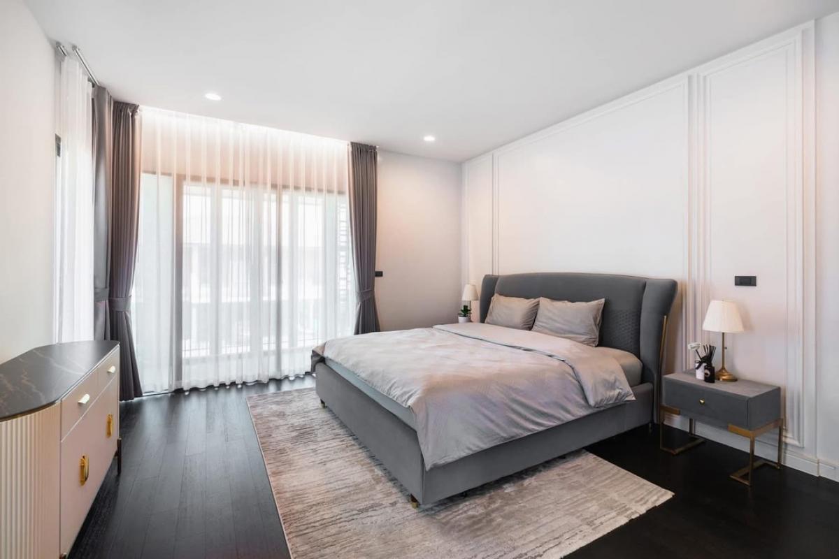 For SaleHousePhutthamonthon, Salaya : House for sale, Setthasiri Thawi Watthana project, size 341 Sq.m, 5 bed, 5 bath, special price only 23,900,000 MB, contact 086-795-9997 (Jimmy)