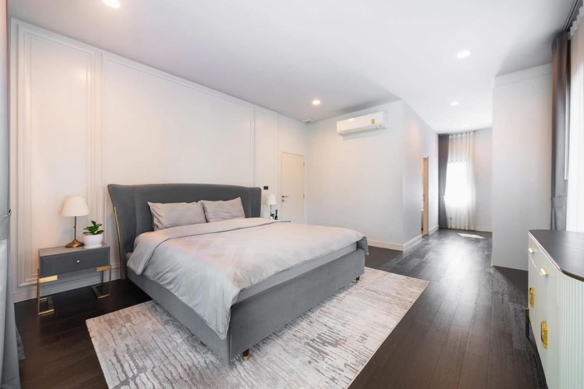 For SaleHousePhutthamonthon, Salaya : House for sale, Setthasiri Thawi Watthana project, size 341 Sq.m, 5 bed, 5 bath, special price only 23,900,000 MB, contact 086-795-9997 (Jimmy)