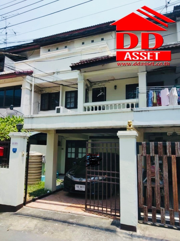 ให้เช่าทาวน์โฮมลาดพร้าว เซ็นทรัลลาดพร้าว : ให้เช่า / ขาย ทาวน์โฮม ออฟฟิศ ซอยลาดพร้าว 128/1 เพียง 50 เมตร จากสถานีรถไฟฟ้า รหัส : T8101