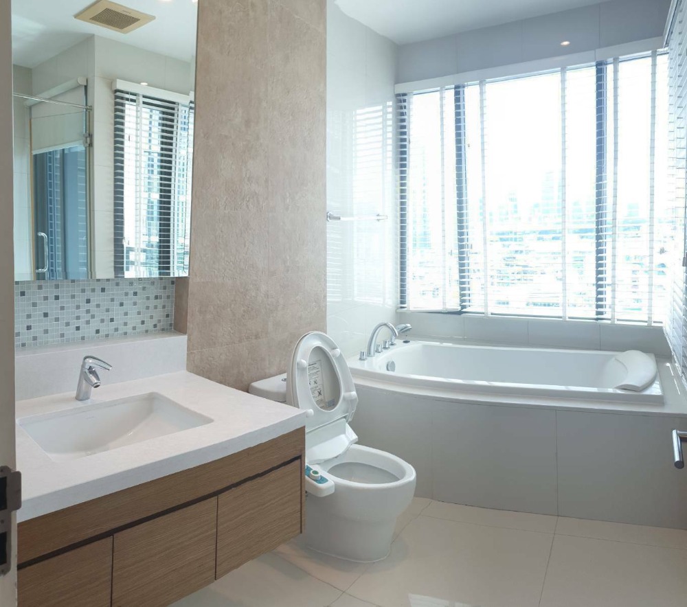 For SaleCondoSukhumvit, Asoke, Thonglor : Sale Bright Sukhumvit 24 (S15-0770)