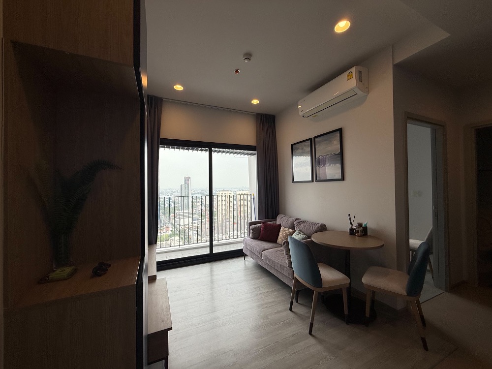 For RentCondoSukhumvit, Asoke, Thonglor : Condo for rent: XT Ekkamai, new condo, fully furnished, ready to move in, close to BTS Ekkamai and shopping malls!!