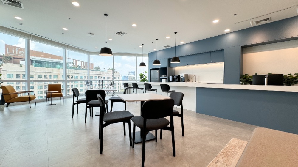For RentRatchathewi,Phayathai : Access professional coworking space in Regus The Rice Tower