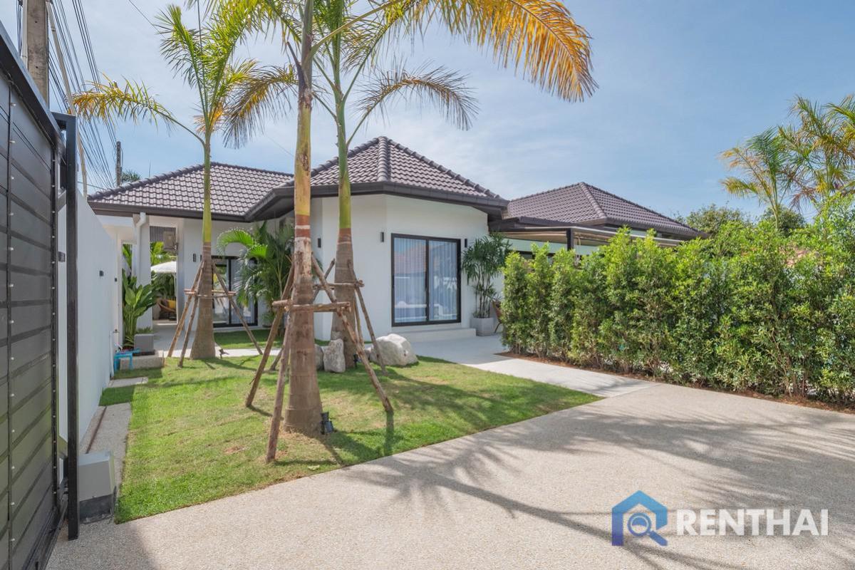 ขายพัทยา บางแสน ชลบุรี สัตหีบ : บ้านพูลวิลล่า 5 ห้องนอน ในพัทยา