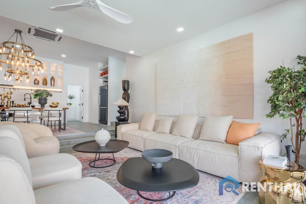 ขายพัทยา บางแสน ชลบุรี สัตหีบ : บ้านพูลวิลล่า 5 ห้องนอน ในพัทยา