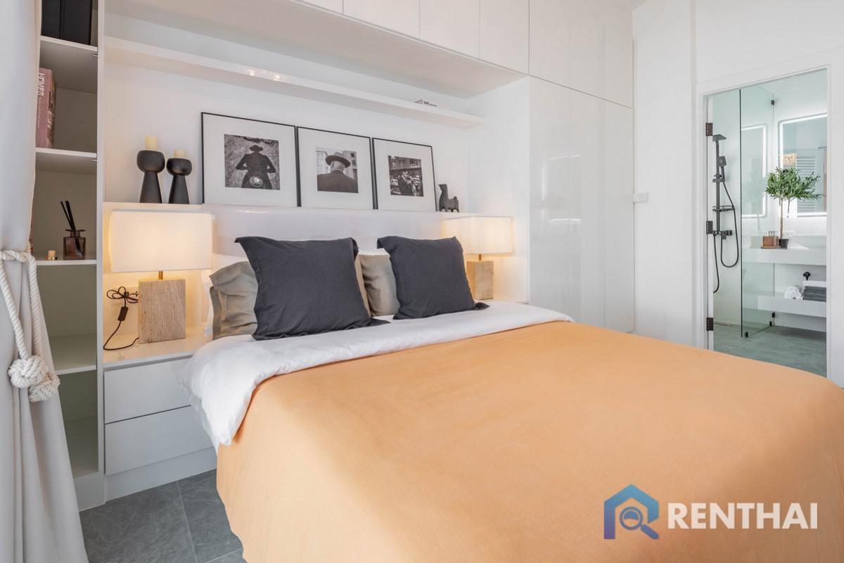 ขายพัทยา บางแสน ชลบุรี สัตหีบ : บ้านพูลวิลล่า 5 ห้องนอน ในพัทยา