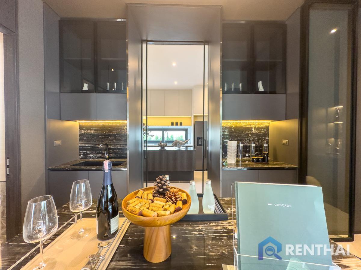 For SaleHousePattaya, Bangsaen, Chonburi : Luxury living in Pattaya