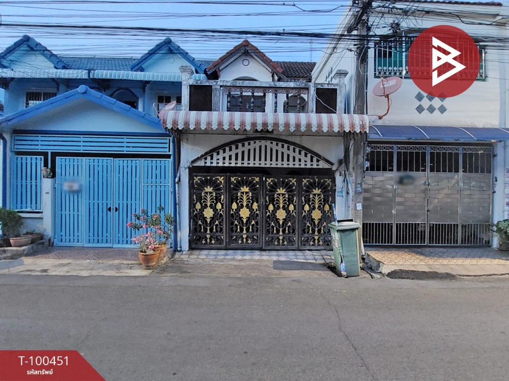 For SaleHouseSamut Prakan,Samrong : Townhouse for sale, Fueang Fa Villa 2 Village, Theparak, Samut Prakan, ready to move in