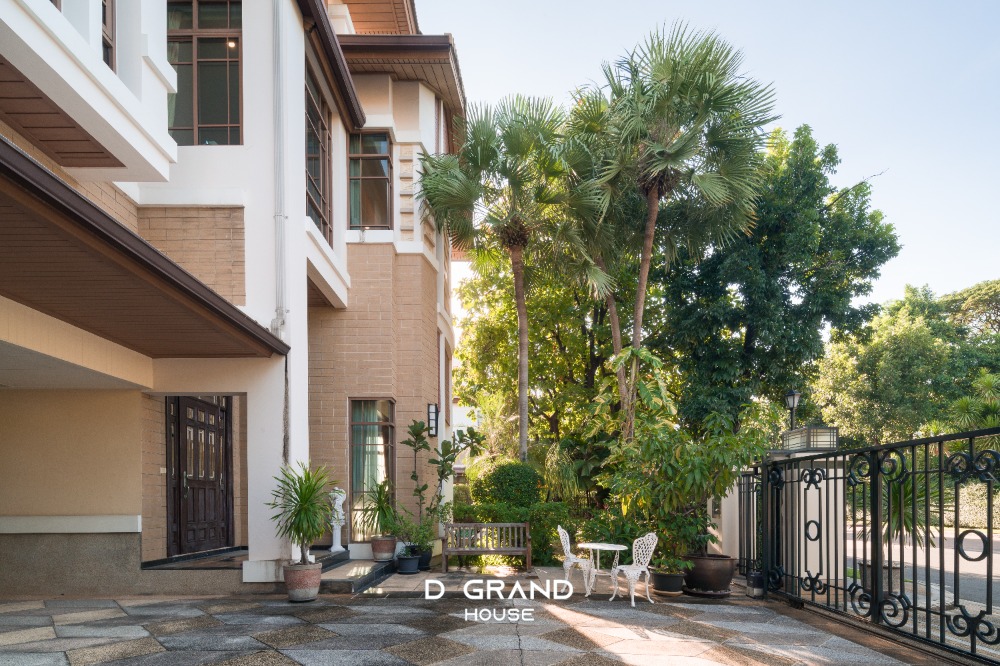 ขายบ้านอ่อนนุช อุดมสุข : ขาย บ้านหรู หมู่บ้านแสนสิริ สุขุมวิท 67 บ้านหรูระดับ Super Luxury ใจกลางเมือง ซอยสุขุมวิท 67 บ้านหรู บนแปลงที่ดินใหญ่ บนถนนสุขุมวิท