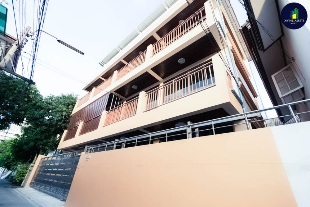 For SaleHouseBang Sue, Wong Sawang, Tao Pun : ✅ House for sale (Suitable for large families) 45 sq.w., Soi Thai Bank, Bangkok - Nonthaburi Road ✅