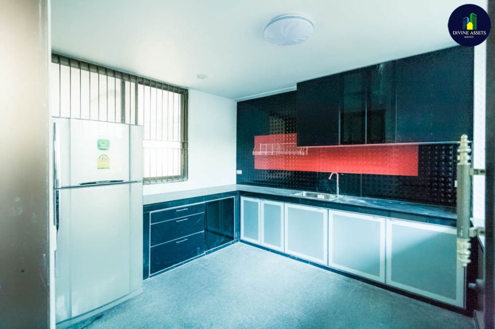 For SaleHouseBang Sue, Wong Sawang, Tao Pun : ✅ House for sale (Suitable for large families) 45 sq.w., Soi Thai Bank, Bangkok - Nonthaburi Road ✅