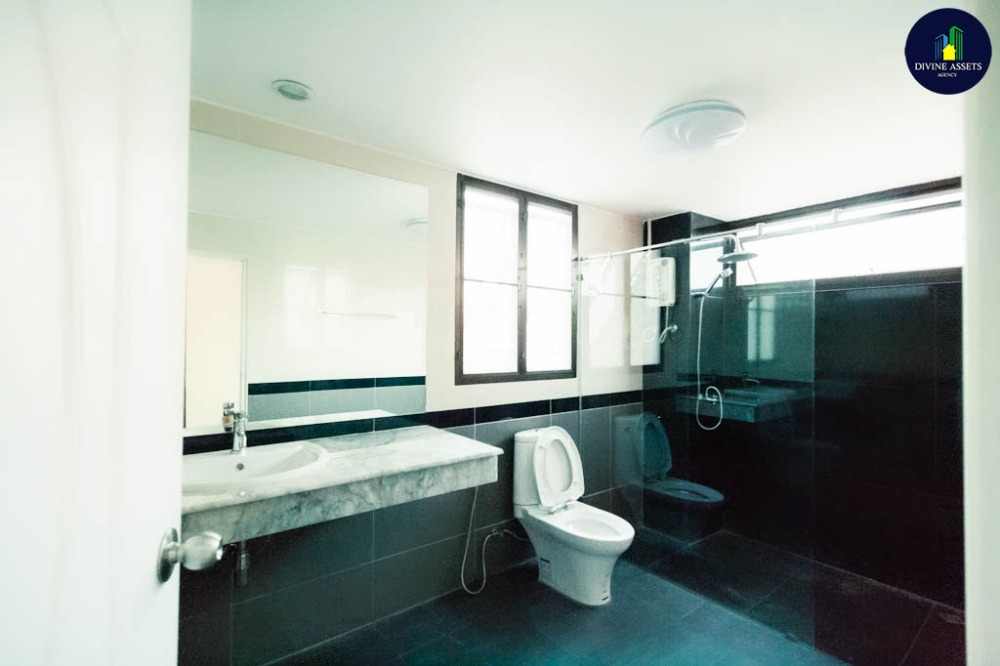 For SaleHouseBang Sue, Wong Sawang, Tao Pun : ✅ House for sale (Suitable for large families) 45 sq.w., Soi Thai Bank, Bangkok - Nonthaburi Road ✅