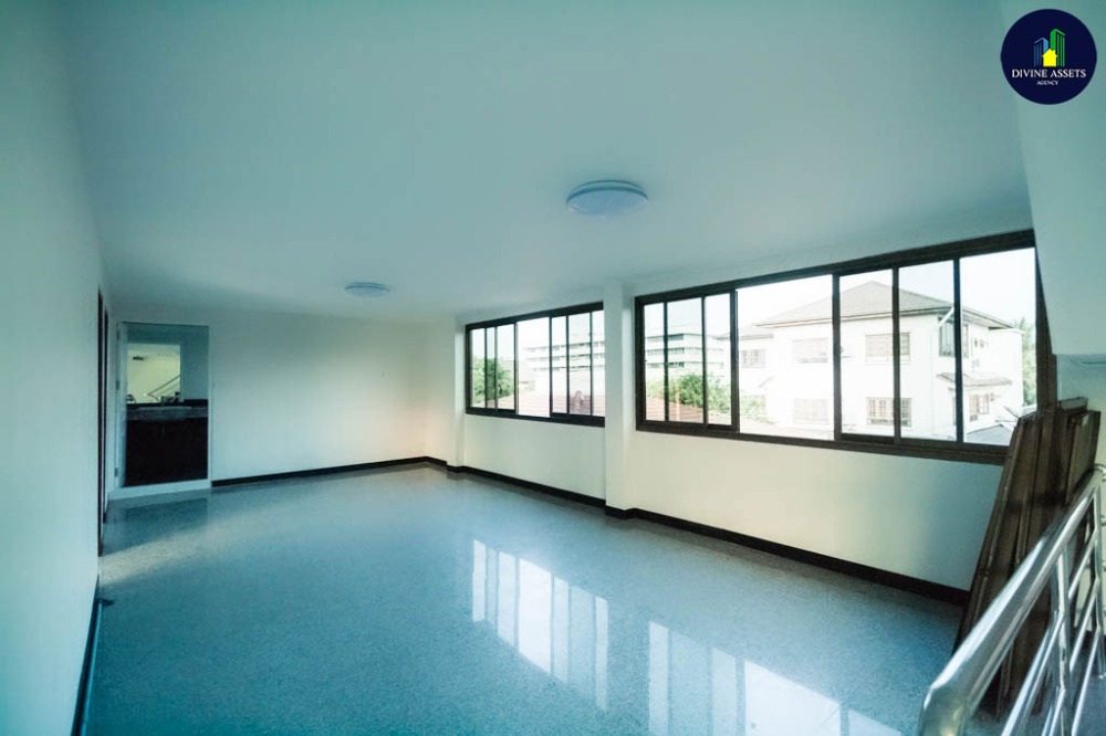 For SaleHouseBang Sue, Wong Sawang, Tao Pun : ✅ House for sale (Suitable for large families) 45 sq.w., Soi Thai Bank, Bangkok - Nonthaburi Road ✅