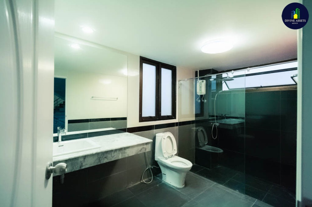 For SaleHouseBang Sue, Wong Sawang, Tao Pun : ✅ House for sale (Suitable for large families) 45 sq.w., Soi Thai Bank, Bangkok - Nonthaburi Road ✅