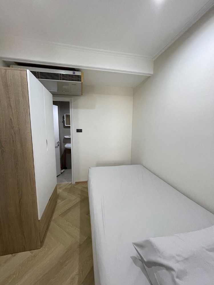 For RentCondoSathorn, Narathiwat : Baan Piya Sathorn【𝐑𝐄𝐍𝐓】🔥Condo with classic design that combines modernity with spacious space in the heart of the city🔥 Contact Line ID: @hacondo