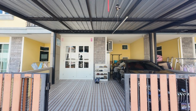 ขายทาวน์โฮมลาดกระบัง สุวรรณภูมิ : โกลเด้น ทาวน์ อ่อนนุช พัฒนาการ ทาวน์เฮาส์ สุดหรู แต่งครบ ออกแบบด้วยความใส่ใจในรายละเอียด พร้อมให้คุณได้สัมผัส ในสิ่งที่ทาวน์เฮาส์ทั่วไปไม่มี #พัฒนาการ #อ่อนนุช