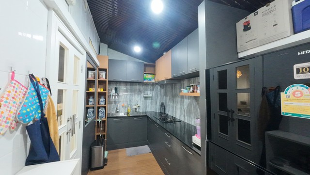 ขายทาวน์โฮมลาดกระบัง สุวรรณภูมิ : โกลเด้น ทาวน์ อ่อนนุช พัฒนาการ ทาวน์เฮาส์ สุดหรู แต่งครบ ออกแบบด้วยความใส่ใจในรายละเอียด พร้อมให้คุณได้สัมผัส ในสิ่งที่ทาวน์เฮาส์ทั่วไปไม่มี #พัฒนาการ #อ่อนนุช