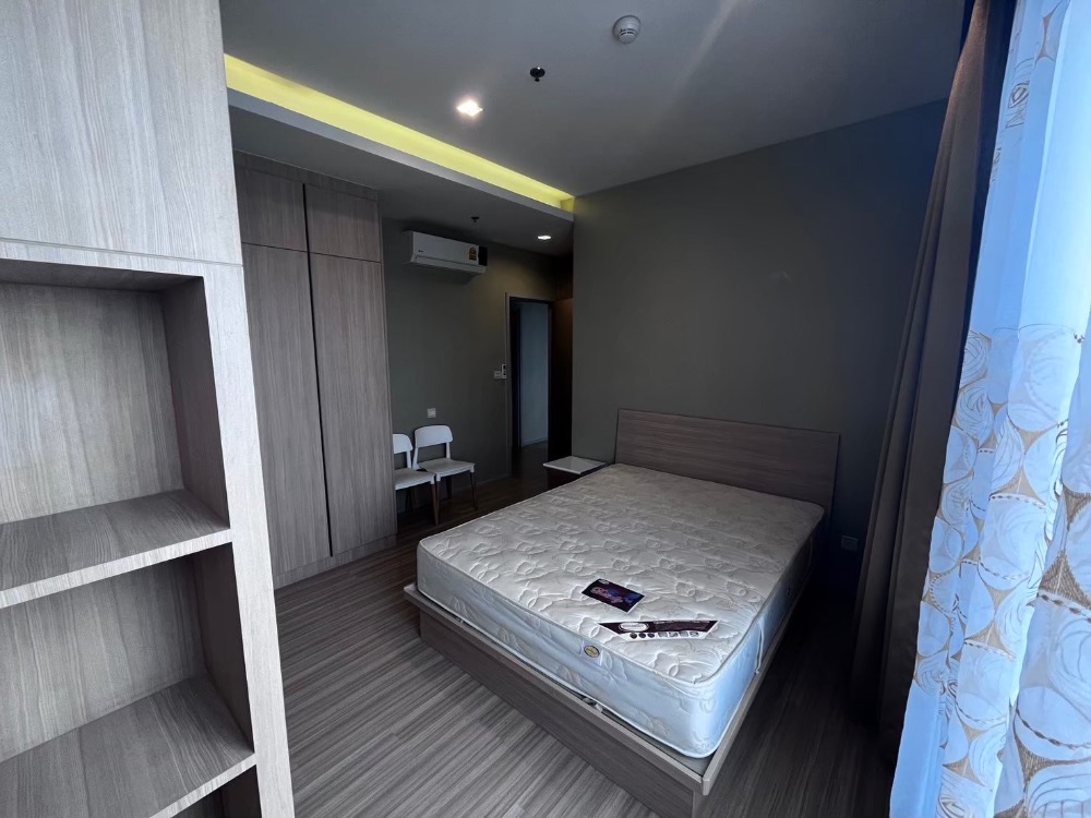 For RentCondoSapankwai,Jatujak : 🐶 Pet Friendly, large room, very good price! Very rare room, hurry and book now! 🐶M Jatujak, 2 bedrooms, 2 bathrooms, only 33,000 baht/month! 📞 Call: 086-746-8882 (K. Cooper)