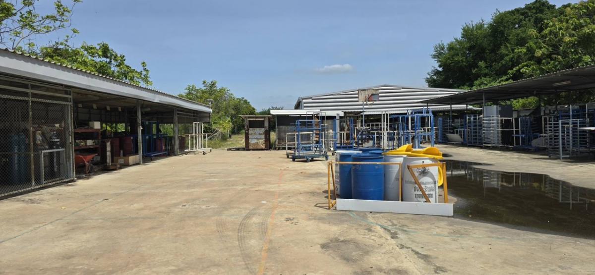 ขายโรงงานสมุทรปราการ สำโรง : Factory for sale with Factory license certification on title deeds 14-2-78 Rai (5,878 SQWA.,) on Sumut Prakarn, THAILAND.