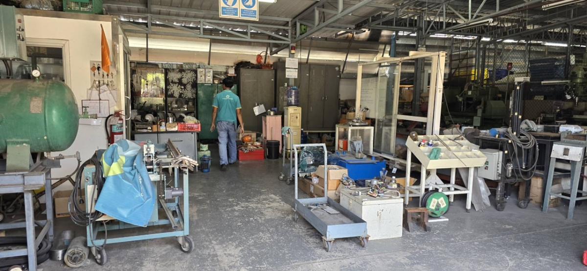 ขายโรงงานสมุทรปราการ สำโรง : Factory for sale with Factory license certification on title deeds 14-2-78 Rai (5,878 SQWA.,) on Sumut Prakarn, THAILAND.