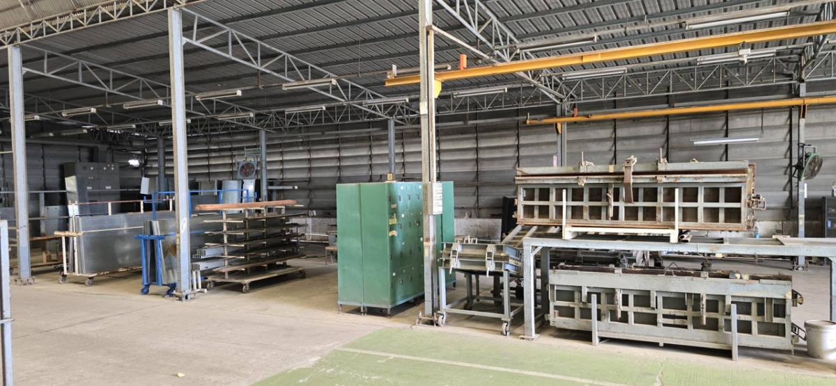 ขายโรงงานสมุทรปราการ สำโรง : Factory for sale with Factory license certification on title deeds 14-2-78 Rai (5,878 SQWA.,) on Sumut Prakarn, THAILAND.