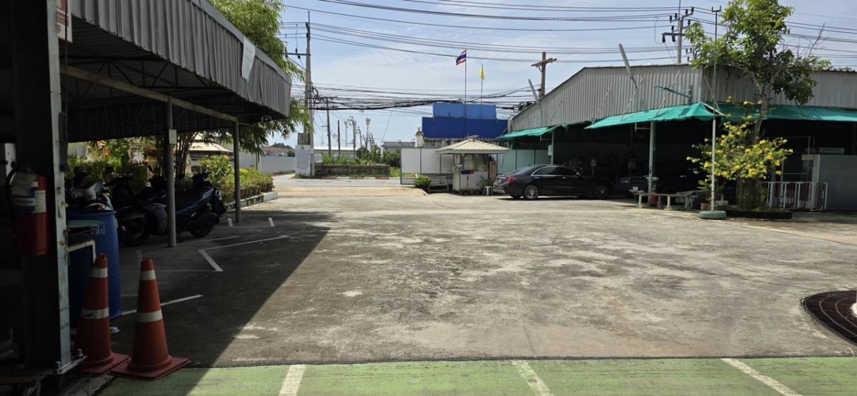 ขายโรงงานสมุทรปราการ สำโรง : Factory for sale with Factory license certification on title deeds 14-2-78 Rai (5,878 SQWA.,) on Sumut Prakarn, THAILAND.