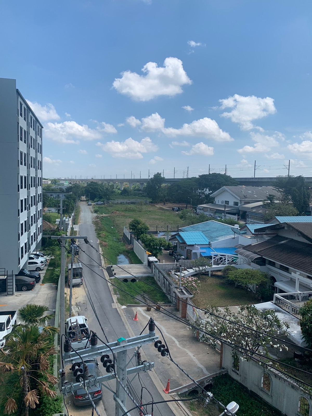 For SaleCondoRamkhamhaeng, Hua Mak : Condo for sale, Rye, Hua Mak, Building A, 5th floor, built-in, luxurious throughout the room, wide-fronted room, open view, very beautiful, selling price 1.99 million baht