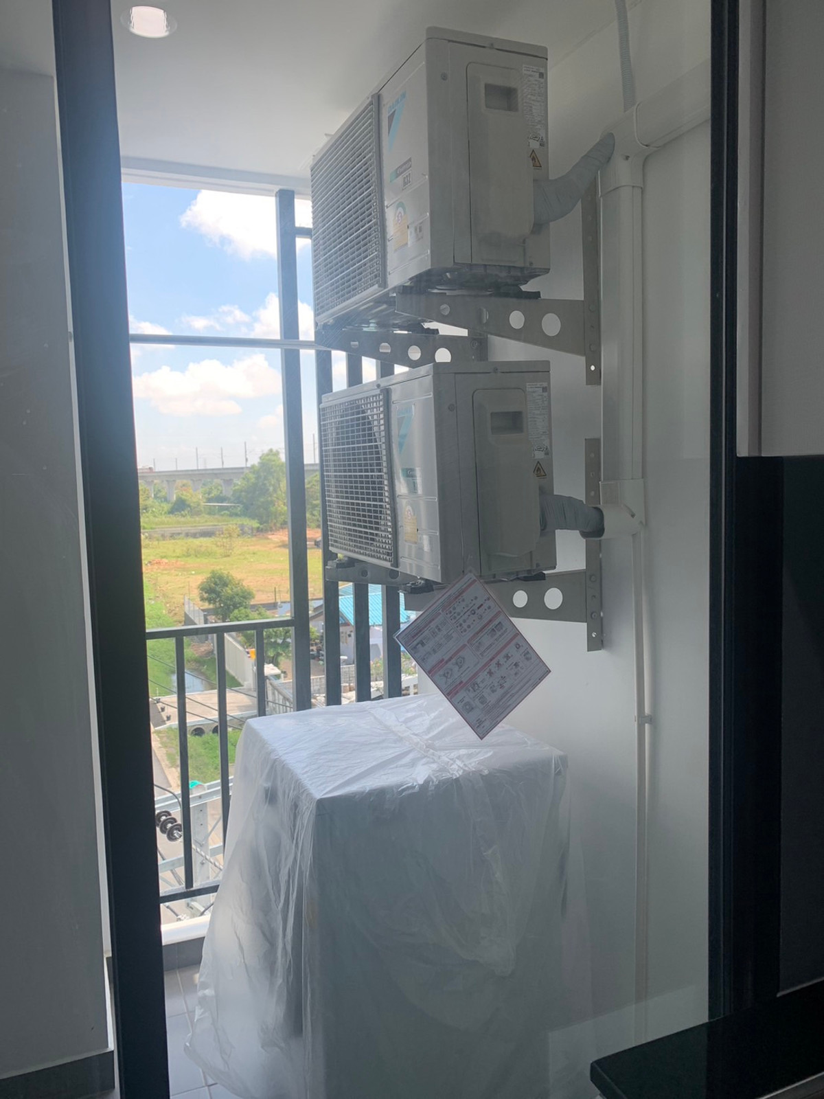 For SaleCondoRamkhamhaeng, Hua Mak : Condo for sale, Rye, Hua Mak, Building A, 5th floor, built-in, luxurious throughout the room, wide-fronted room, open view, very beautiful, selling price 1.99 million baht