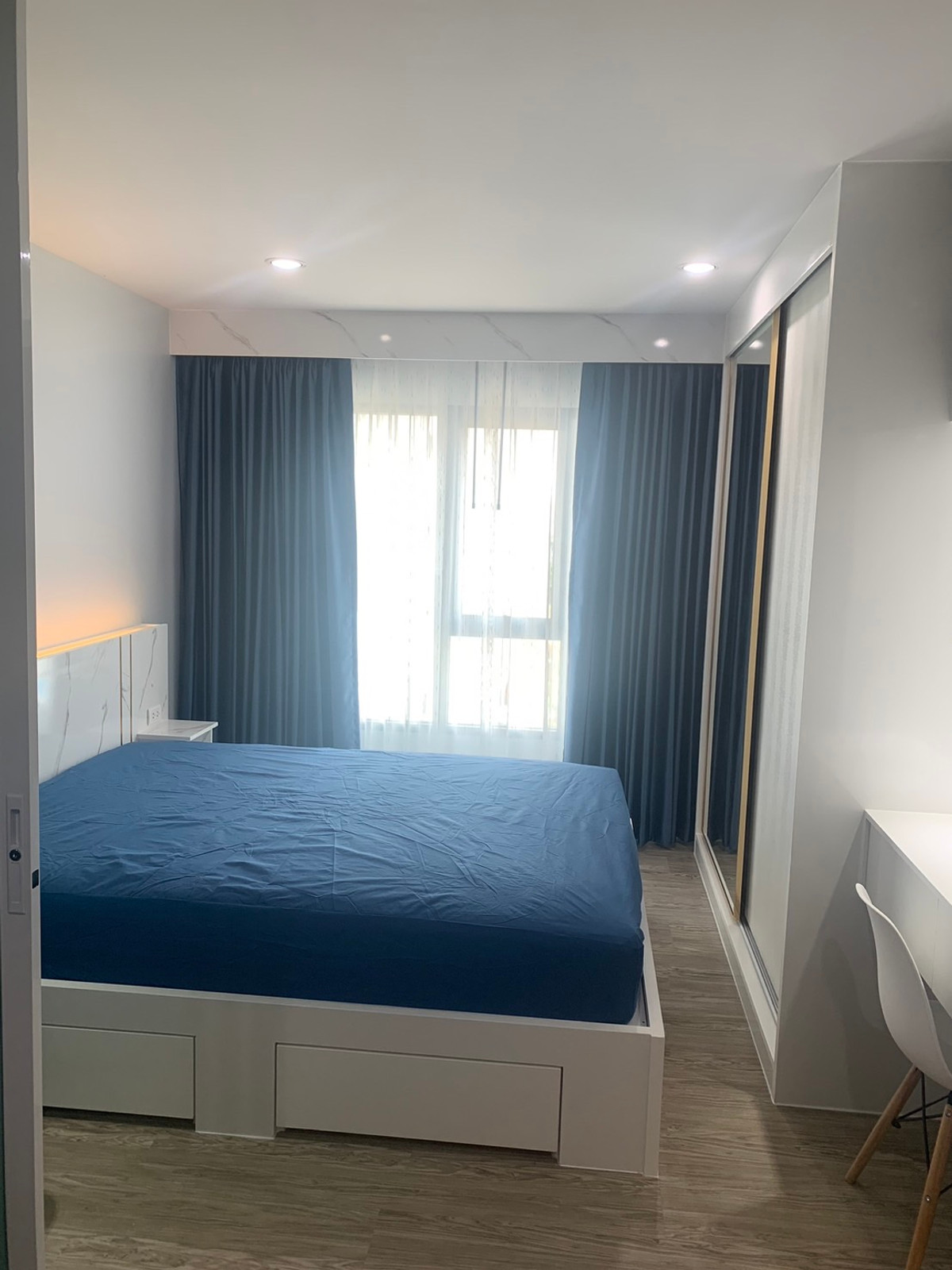 For SaleCondoRamkhamhaeng, Hua Mak : Condo for sale, Rye, Hua Mak, Building A, 5th floor, built-in, luxurious throughout the room, wide-fronted room, open view, very beautiful, selling price 1.99 million baht