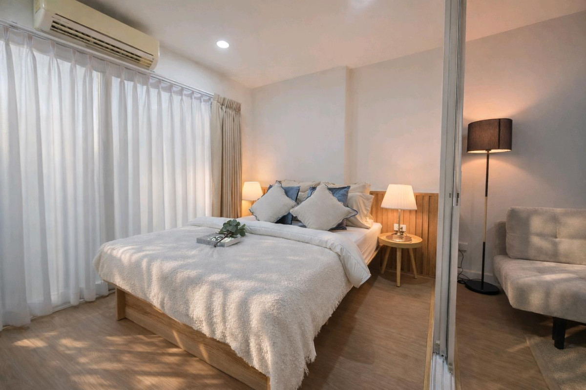 For SaleCondoOnnut, Udomsuk : 🌷Here it is, end of month with the cutest room🌷 Installment starts at only 7,xxx baht🌈Fully furnished, just bring your bags and youre ready to move in🏠