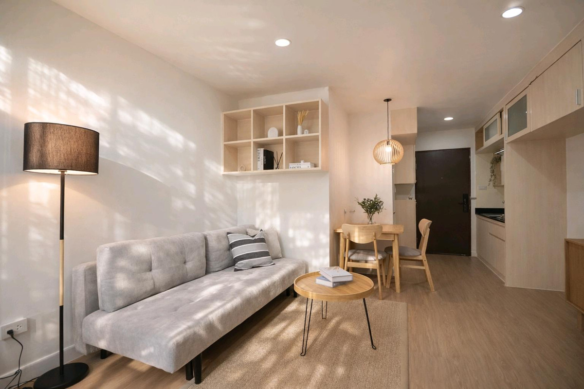 For SaleCondoOnnut, Udomsuk : 🌷Here it is, end of month with the cutest room🌷 Installment starts at only 7,xxx baht🌈Fully furnished, just bring your bags and youre ready to move in🏠