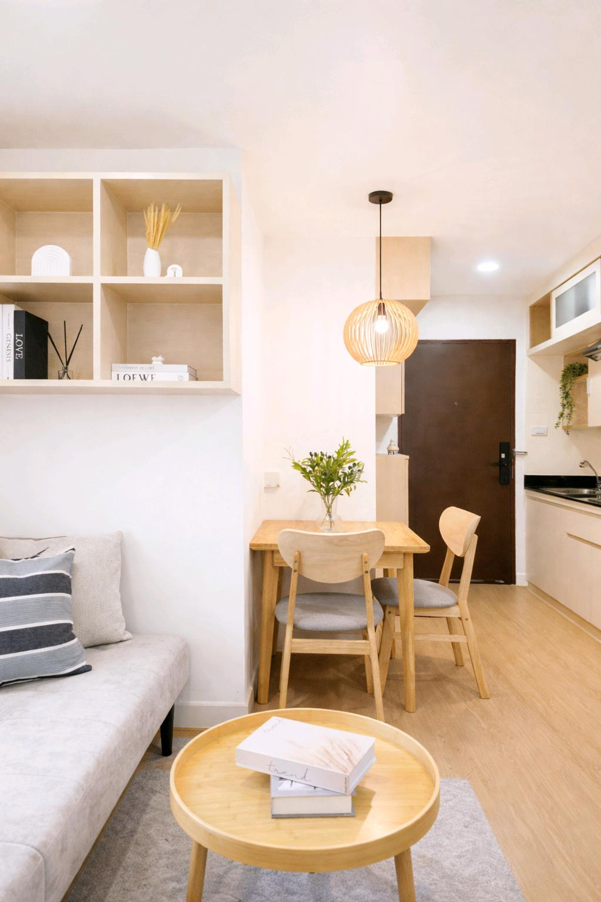 For SaleCondoOnnut, Udomsuk : 🌷Here it is, end of month with the cutest room🌷 Installment starts at only 7,xxx baht🌈Fully furnished, just bring your bags and youre ready to move in🏠