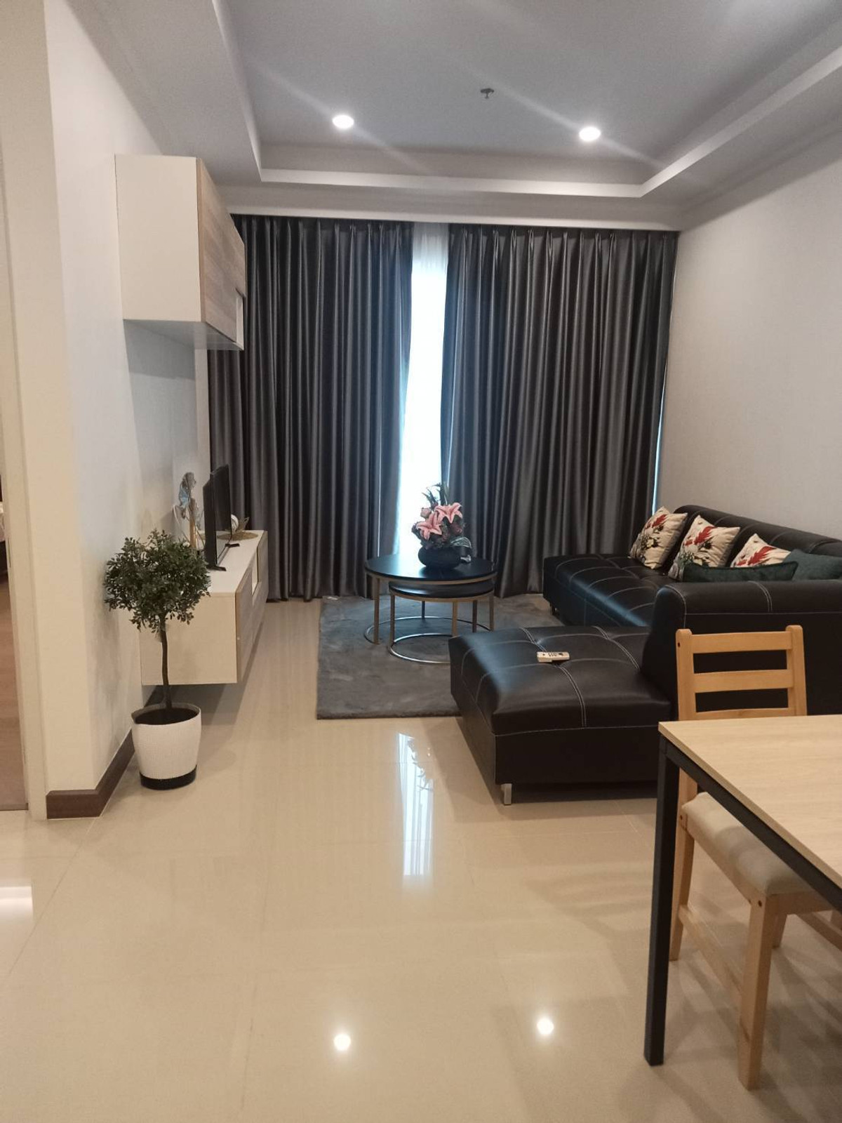 ให้เช่าคอนโดราชเทวี พญาไท : Supalai Elite Phayathai — 1 Bed ไซส์ยักษ์ 60 ตร.ม. ห้องกว้างที่สุดในย่าน! อยู่สบายเหมือนบ้าน ชั้น 19 วิวเมืองโล่ง ในราคาที่คุ้มค่าที่สุดบนถนนศรีอยุธยา