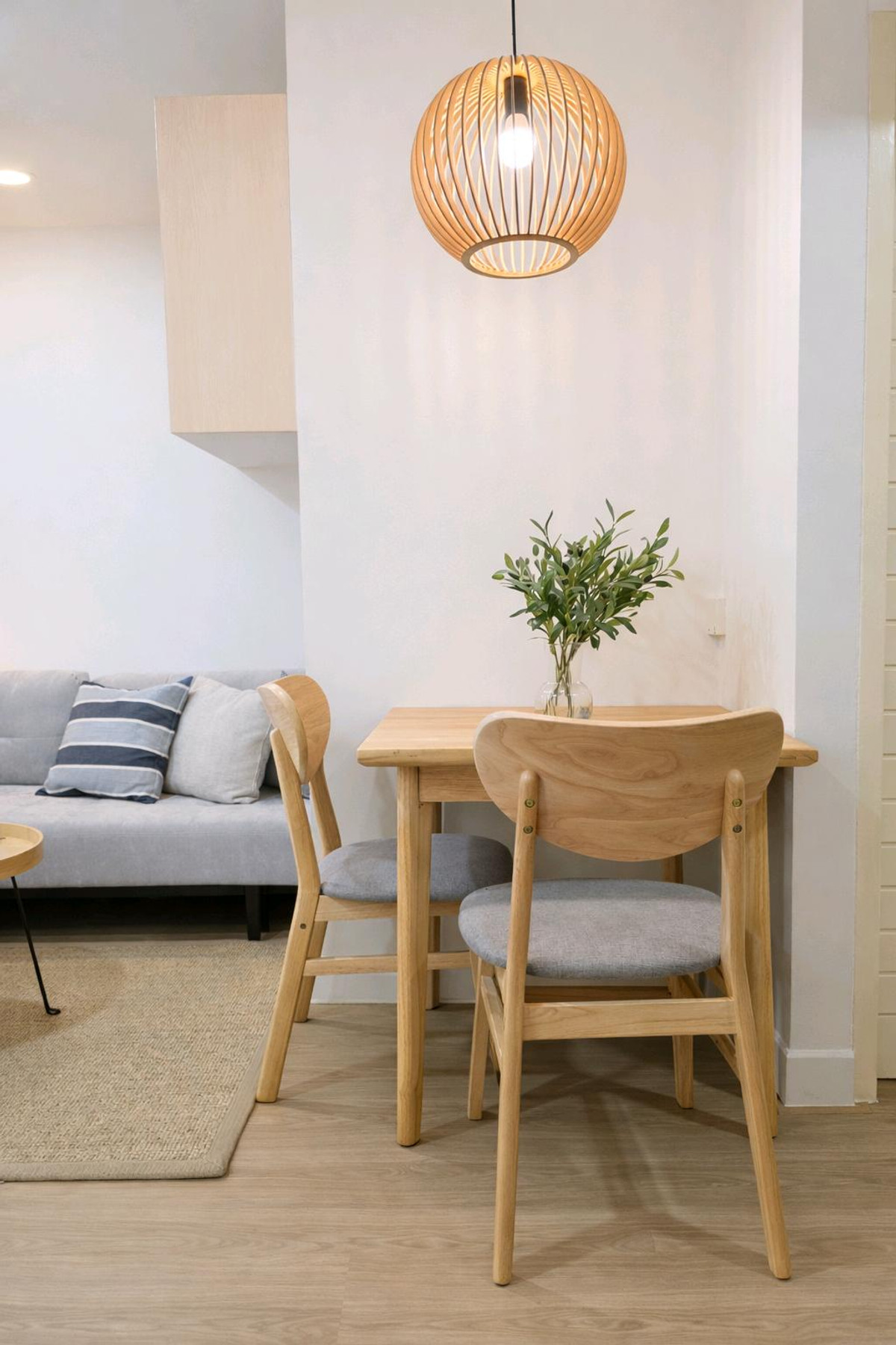 For SaleCondoOnnut, Udomsuk : 🌷Here it is, end of month with the cutest room🌷 Installment starts at only 7,xxx baht🌈Fully furnished, just bring your bags and youre ready to move in🏠