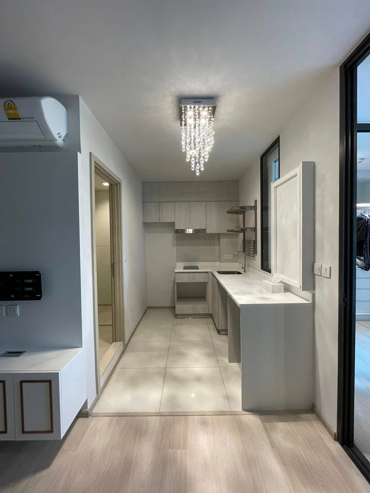 ขายคอนโดวิทยุ ชิดลม หลังสวน : ✨ GT15918 |  คอนโดขายด่วนที่ Life One Wireless เดินทางสะดวก ติดรถไฟฟ้าบีทีเอส มีรถรับส่ง ห้องแต่งสวย เฟอร์นิเจอร์ครบ!