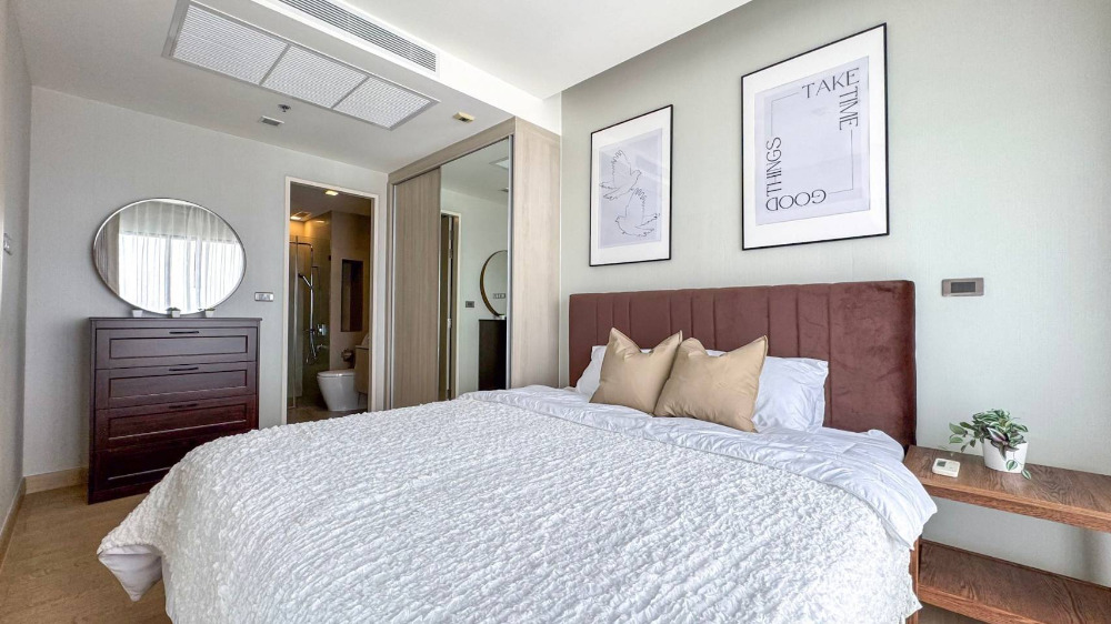 ให้เช่าคอนโดพัทยา บางแสน ชลบุรี สัตหีบ : ให้เช่าคอนโด ติดเซ็นทรัล พลาซ่า ชลบุรี ห้องใหญ่ ขนาด 55 ตรม วิวทะเล 2 ห้องนอน 2 ห้องน้ำ 