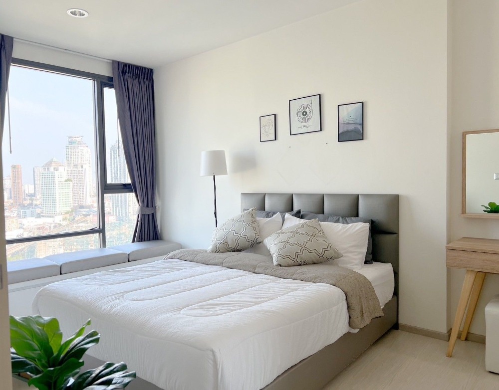ขายคอนโดสุขุมวิท อโศก ทองหล่อ : คอนโด RHYTHM Sukhumvit 42 ห้องสวยว เฟอร์นิเจอร์ครบ พร้อมขาย