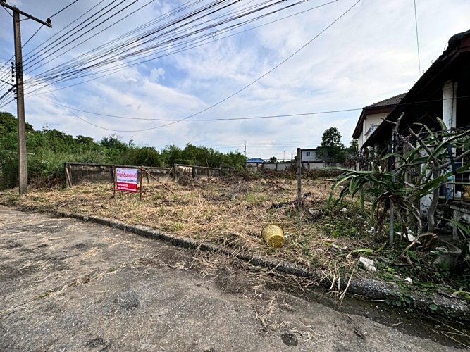 ขายที่ดินปทุมธานี รังสิต ธรรมศาสตร์ : ขายที่ดินเมืองเอก รังสิต โครงการ 3 เนื้อที่ 136 ตร.ว. ถมแล้ว เมืองปทุมธานี .ใกล้มหาวิทยาลัยรังสิต (N.1483)