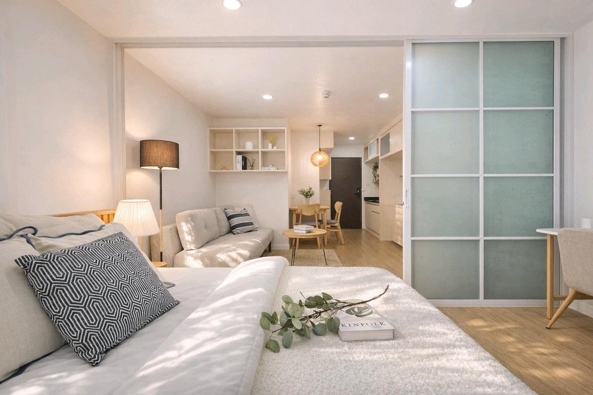 For SaleCondoOnnut, Udomsuk : 🌷Here it is, end of month with the cutest room🌷 Installment starts at only 7,xxx baht🌈Fully furnished, just bring your bags and youre ready to move in🏠