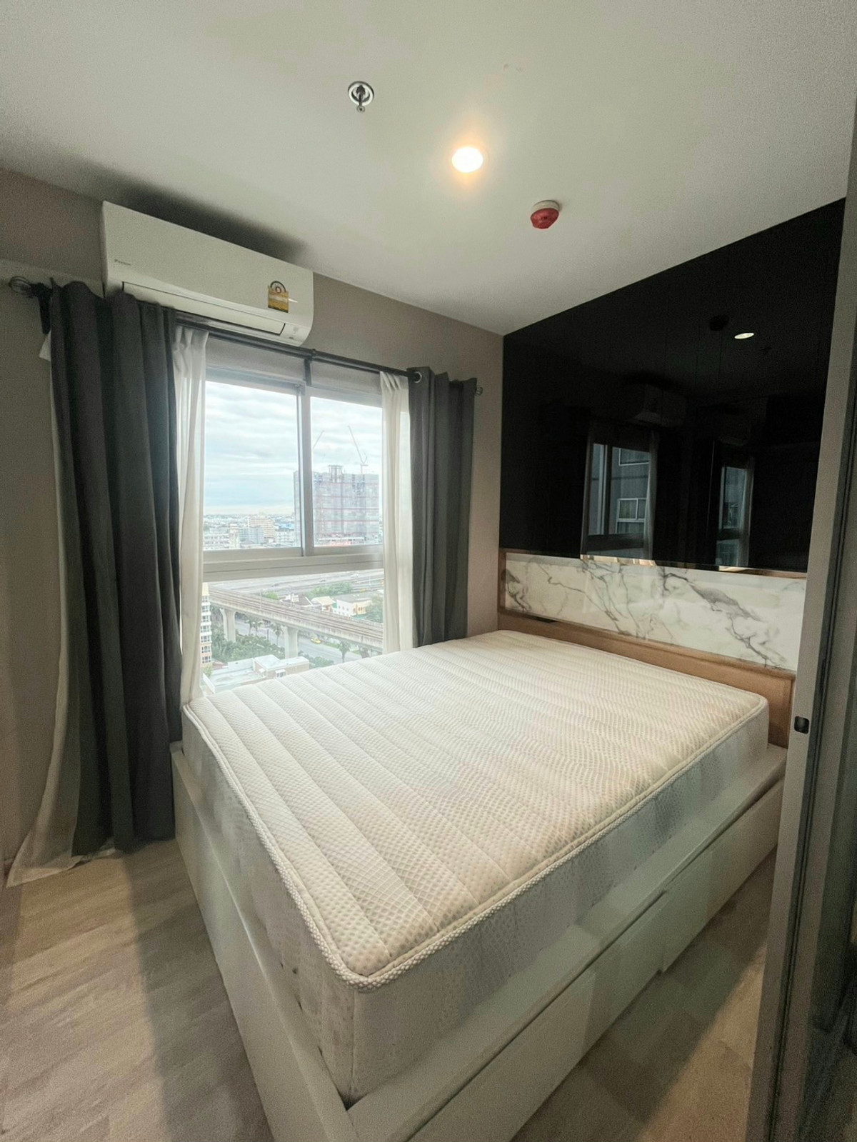 For RentCondoRama9, Petchburi, RCA : ❤️ Beautiful room for rent ❤️
