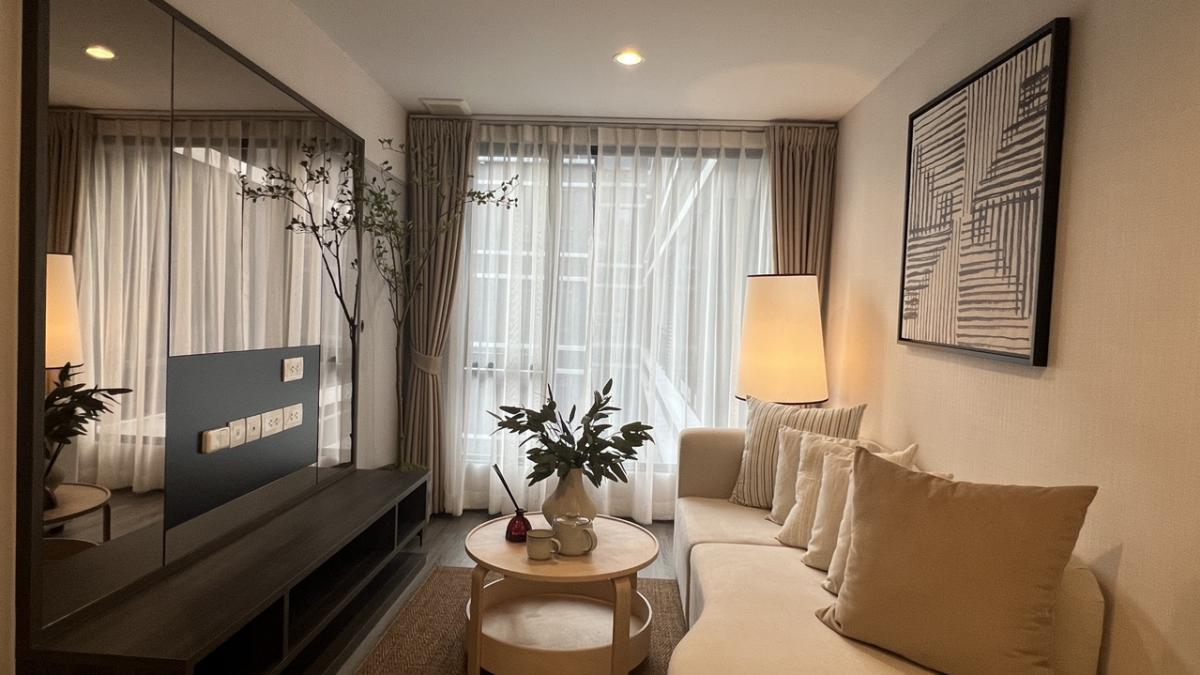 For SaleCondoSukhumvit, Asoke, Thonglor : Beautiful room, fully furnished, free built-in, 2 bedrooms, 2 parking spaces, free transfer fee, BTS Ekkamai 600 M.