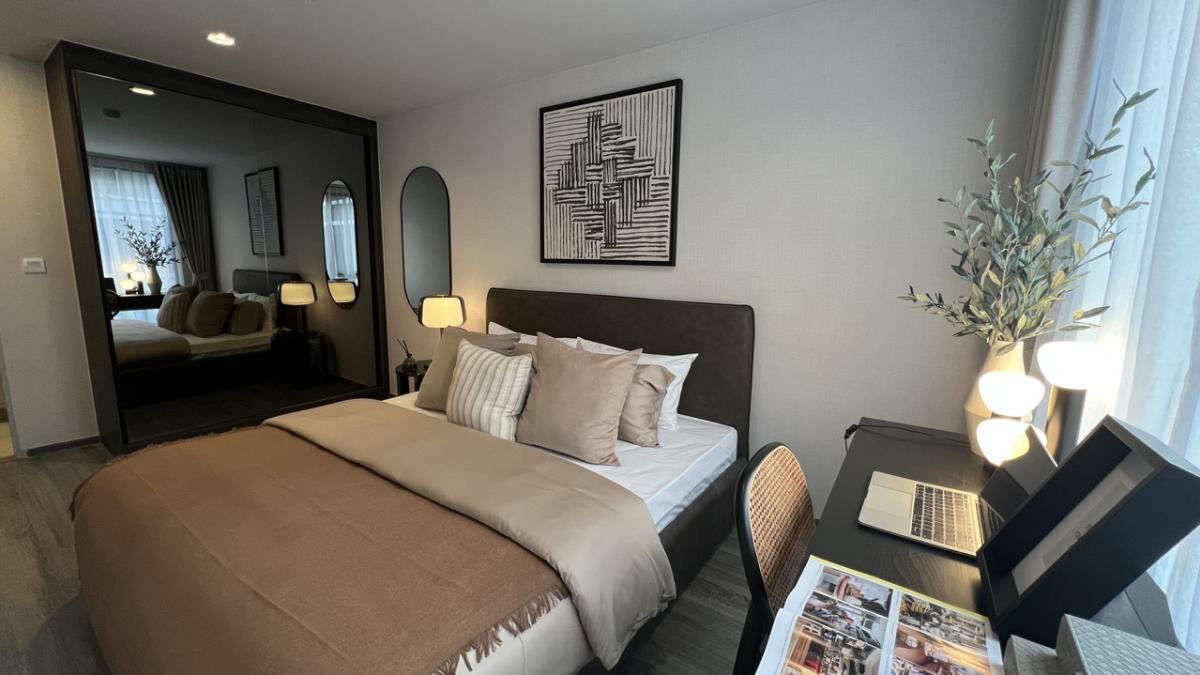 For SaleCondoSukhumvit, Asoke, Thonglor : Beautiful room, fully furnished, free built-in, 2 bedrooms, 2 parking spaces, free transfer fee, BTS Ekkamai 600 M.