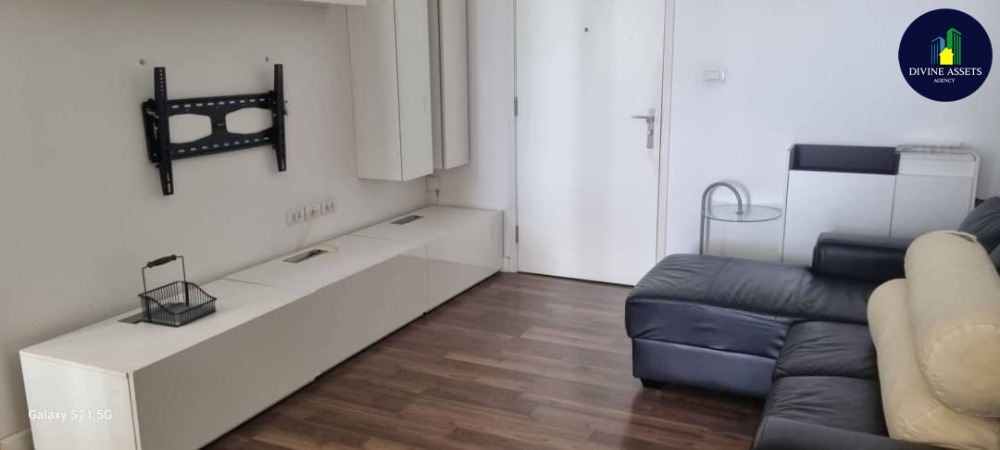 For SaleCondoThaphra, Talat Phlu, Wutthakat : ✅ Condo for sale, The Room Sathorn- Taksin, Floor 18, Size 46.35 sq. M. ✅