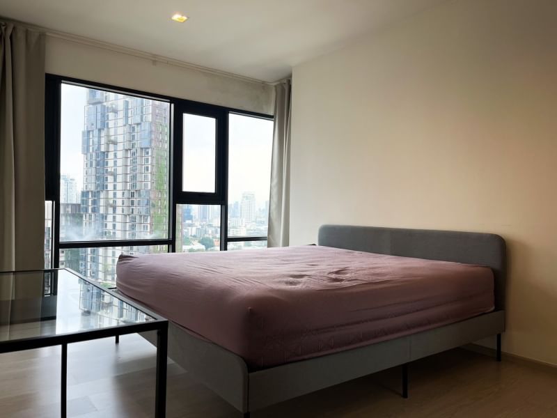 For SaleCondoSukhumvit, Asoke, Thonglor : For sale: Rhythm Sukhumvit 36-38 (Corner room)