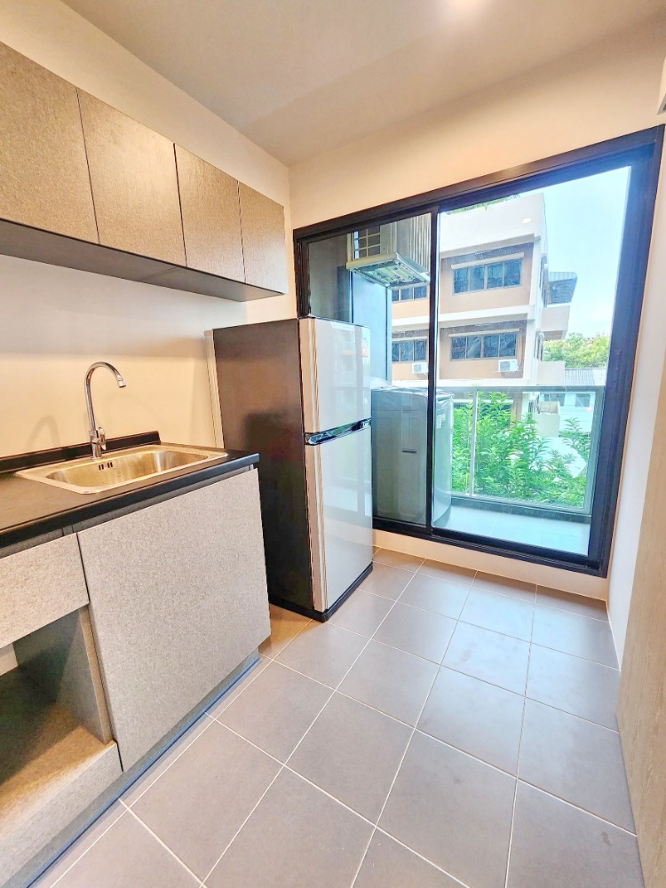 For RentCondoRatchadapisek, Huaikwang, Suttisan : 6796😊😍 For RENT, SELL For rent and sale 1 bedroom🚄near MRT Sutthisan🏢The Excel Ratchada 18 The Excel Ratchada 18🔔Area: 25.42 sq m.💲Rent: 16,000฿💲Sell: 3,200,000฿📞O99-5919653,065-9423251✅LineID:@sureresidence