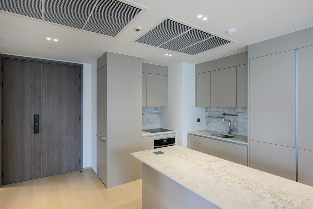 ให้เช่าคอนโดวิทยุ ชิดลม หลังสวน : Tonson One Residence: 2bed 2bath 118.44sqm 170,000/mth. Am: 0656199198