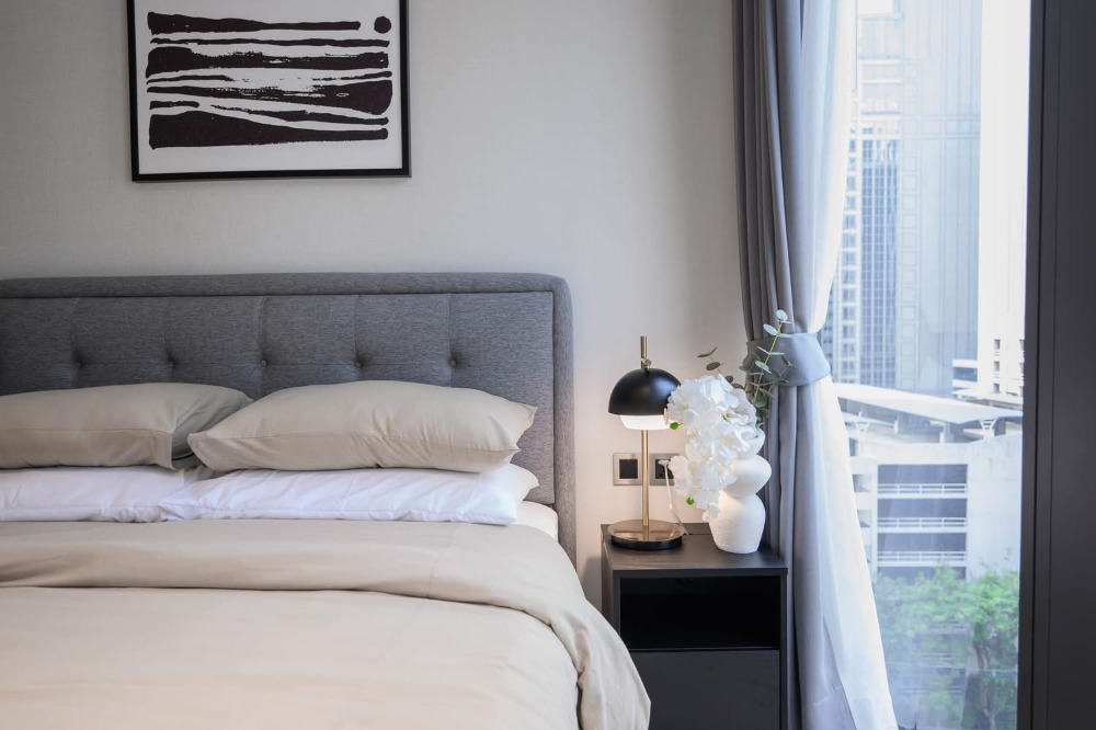 ให้เช่าคอนโดวิทยุ ชิดลม หลังสวน : Tonson One Residence: 2bed 2bath 118.44sqm 170,000/mth. Am: 0656199198