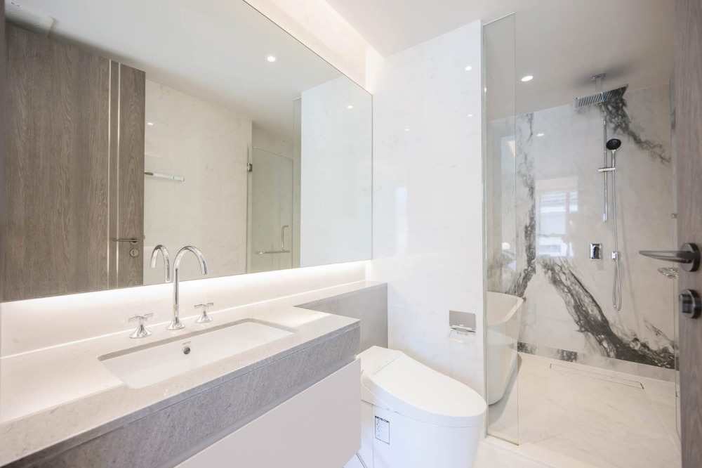 ให้เช่าคอนโดวิทยุ ชิดลม หลังสวน : Tonson One Residence: 2bed 2bath 118.44sqm 170,000/mth. Am: 0656199198