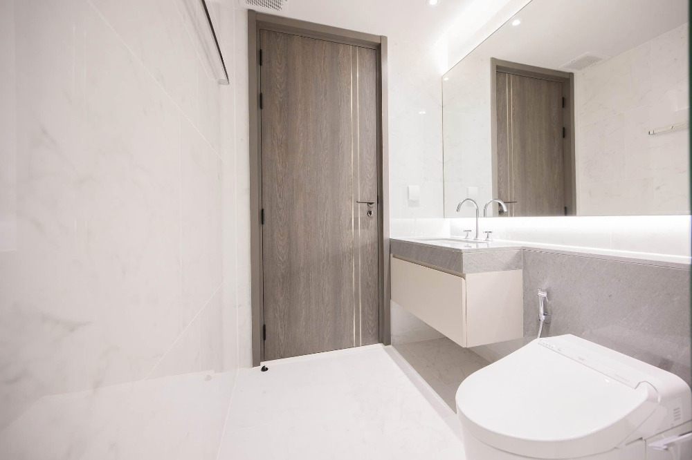 ให้เช่าคอนโดวิทยุ ชิดลม หลังสวน : Tonson One Residence: 2bed 2bath 118.44sqm 170,000/mth. Am: 0656199198